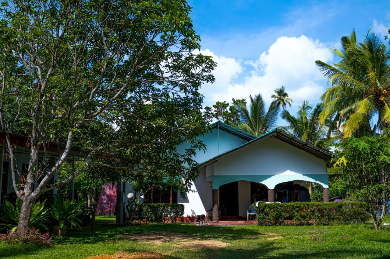 Coconut Grove - Midigama Hotel Exterior foto