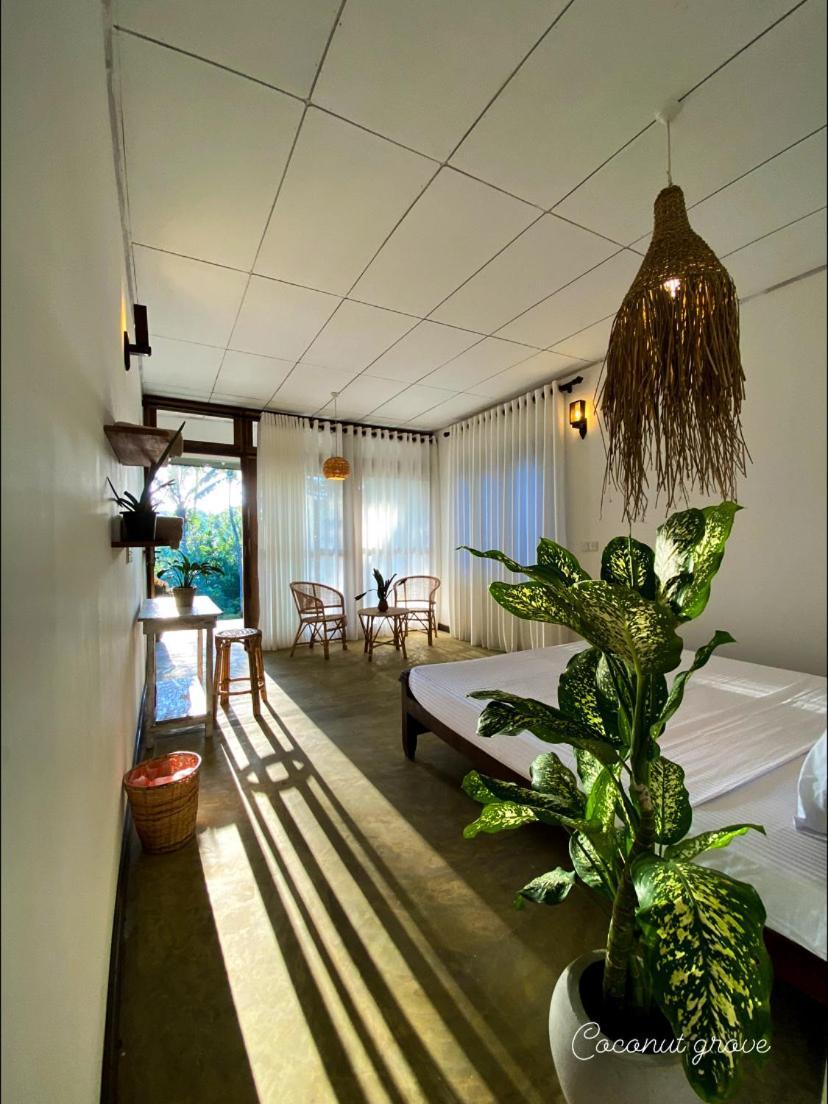 Coconut Grove - Midigama Hotel Exterior foto